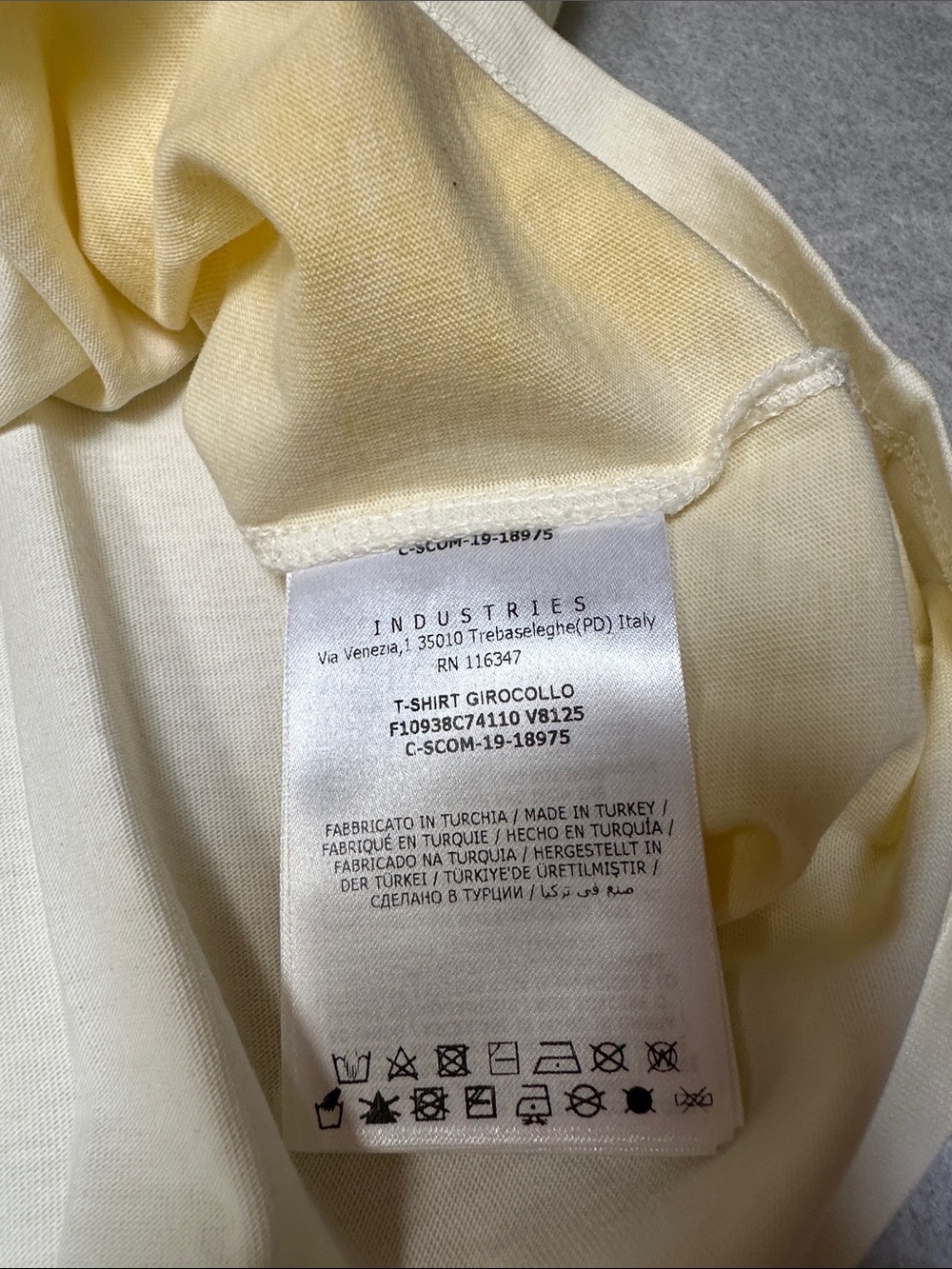 Authentic Moncler T-Shirt Girocollo - Picture 9 of 11